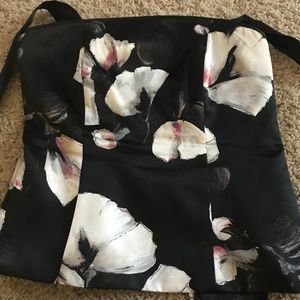 Black House White Market Floral Print Bustier Top